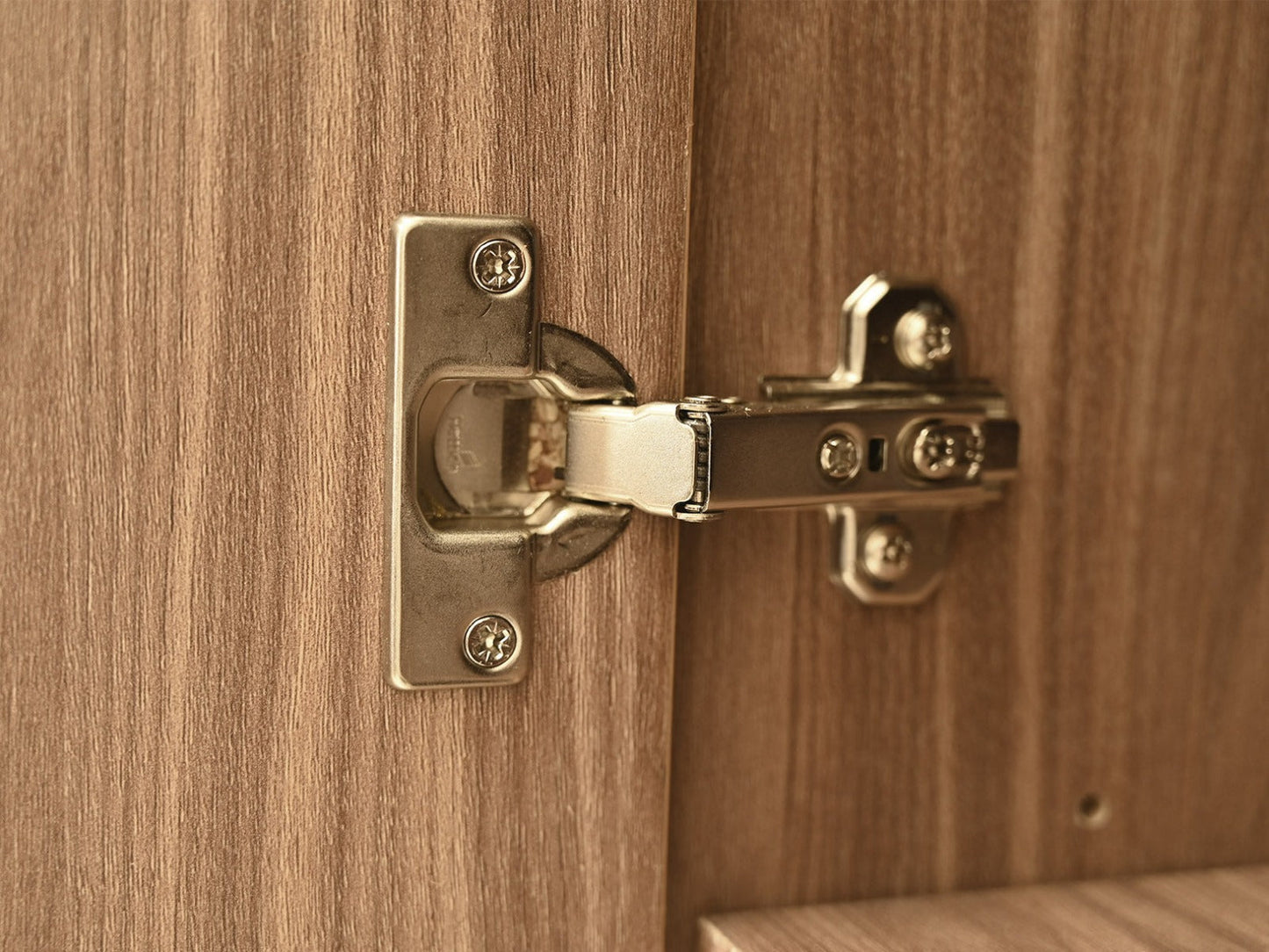 Bisagra Hettich HT Muebles
