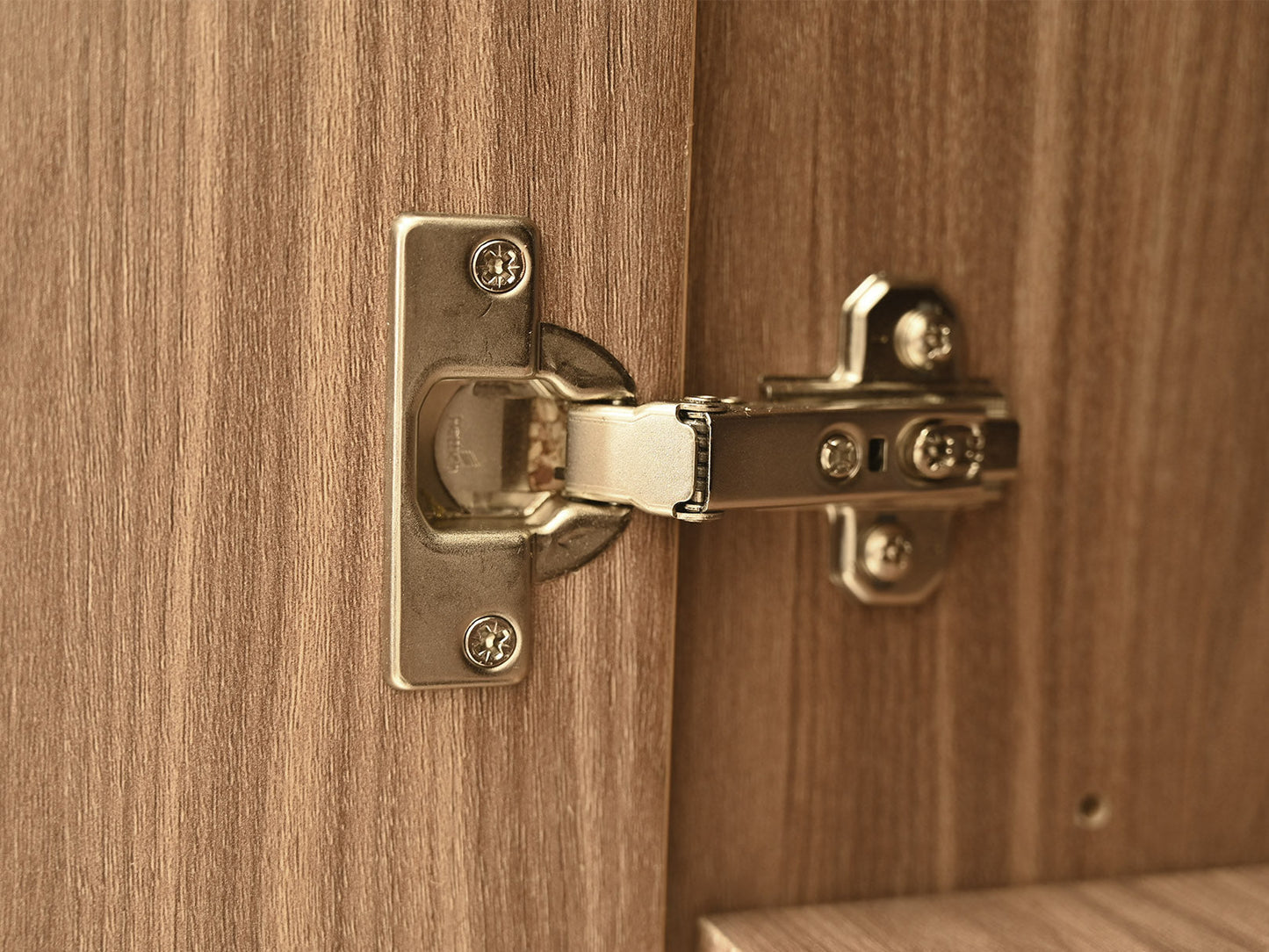 Bisagra Hettich HT Muebles