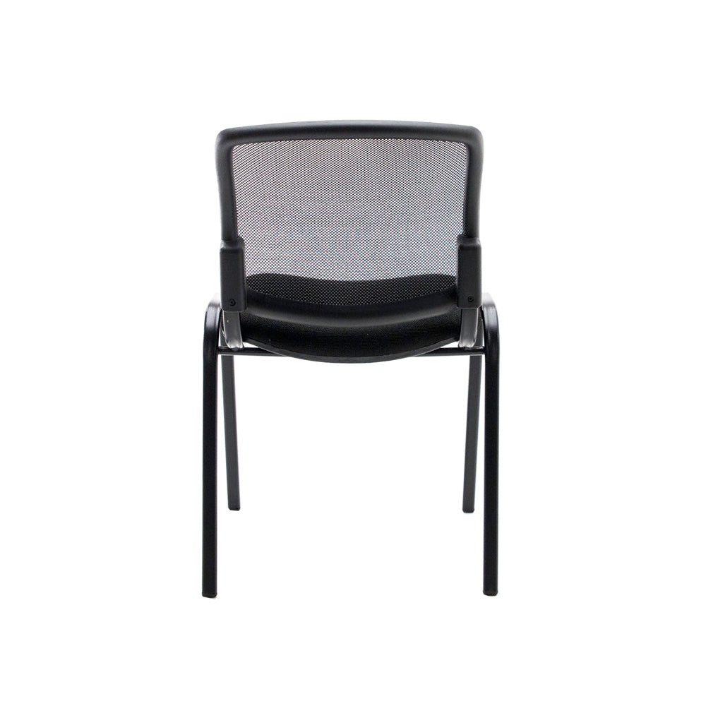 silla comoda de color negro para trabajar