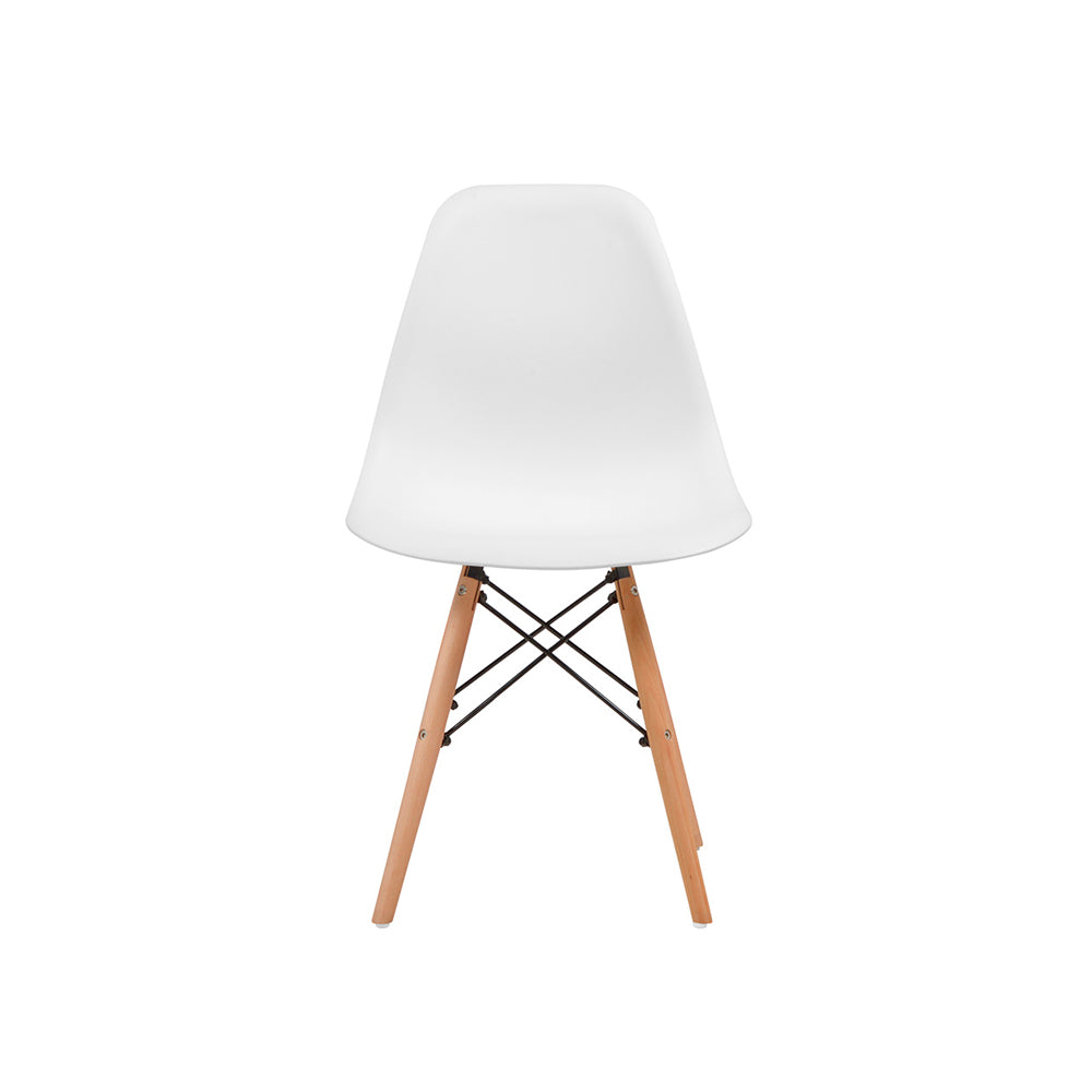 Silla retro blanca con patas de madera