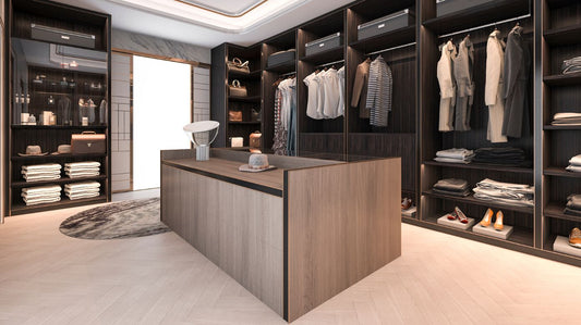 Cómo aprovechar la altura del closet: entrepaños y repiseros