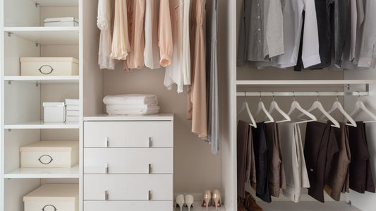Cómo organizar tu closet para que rinda el doble