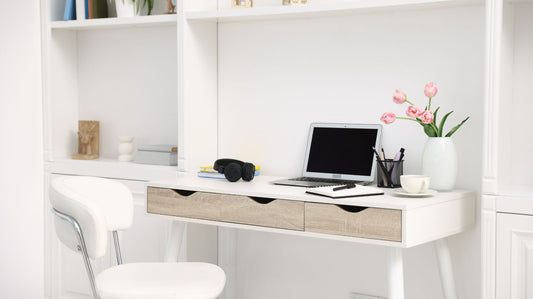 Cómo elegir un escritorio para trabajar en casa: tipos, medidas y estilos